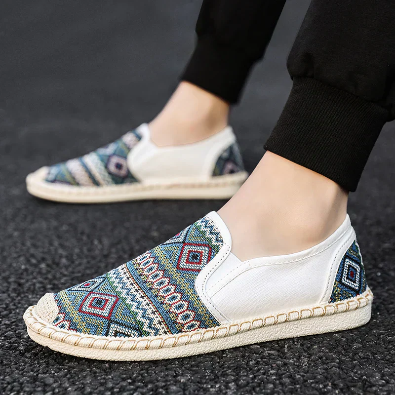 Kahlo® | Fashionable Graffiti Slipper - Image 5
