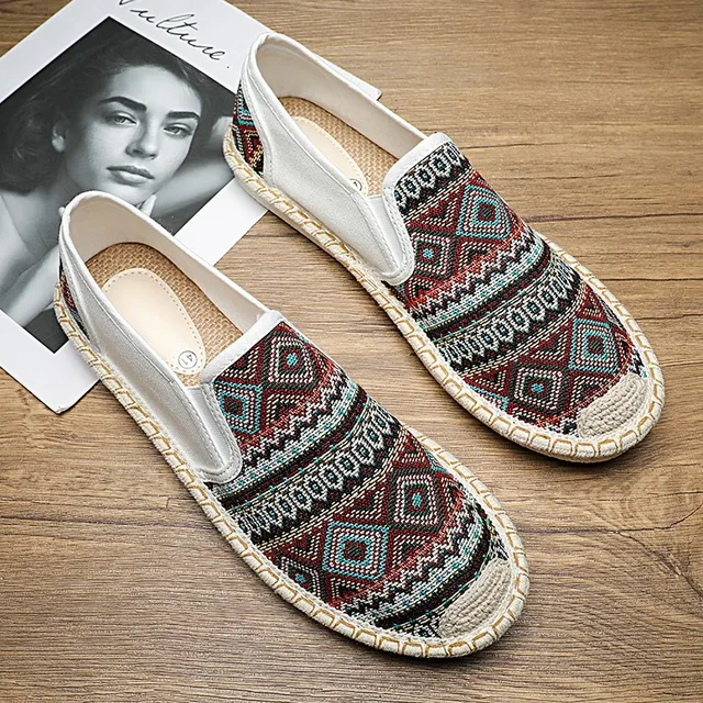 Kahlo® | Fashionable Graffiti Slipper - Image 6