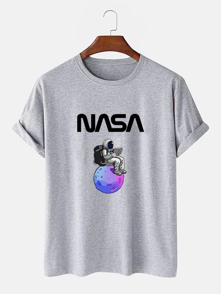 Klaus® | Astronaut Reading Book Print T-Shirt - Image 6