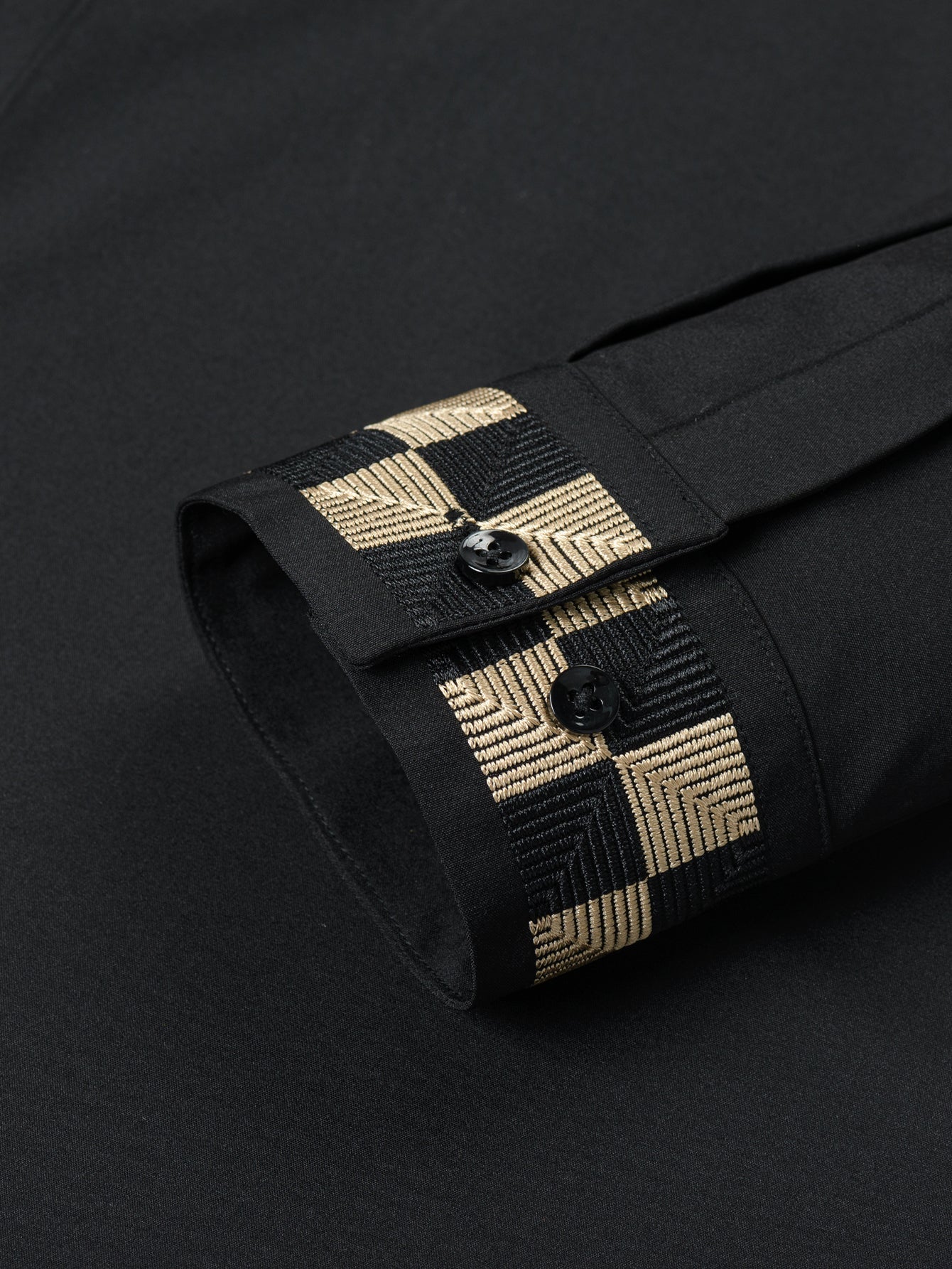 Laban® | Long Sleeve Embroidered Hidden Buttons Placket Shirt - Image 10