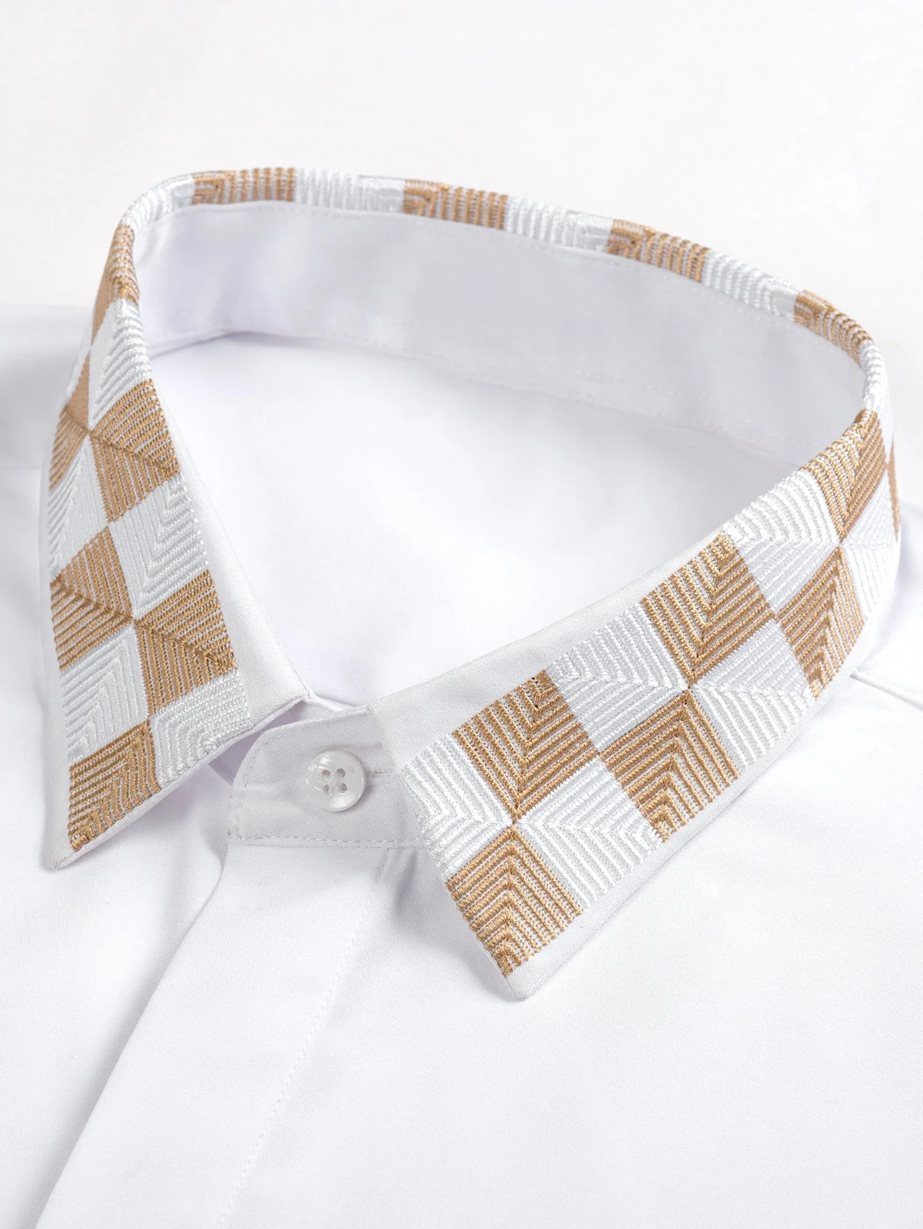 Laban® | Long Sleeve Embroidered Hidden Buttons Placket Shirt - Image 5