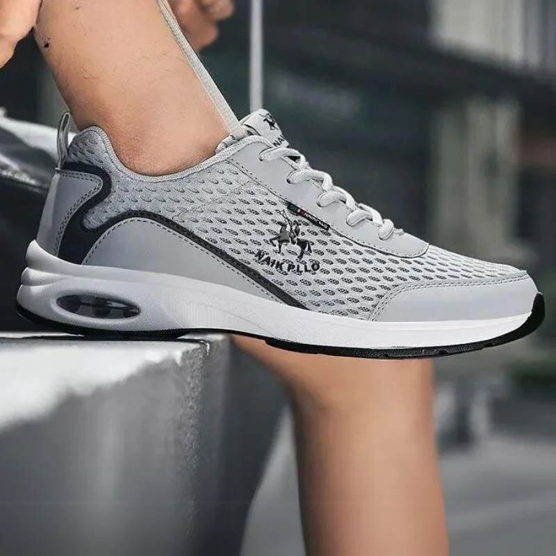 Lachlan® | Stylish, breathable outdoor comfort - Image 2