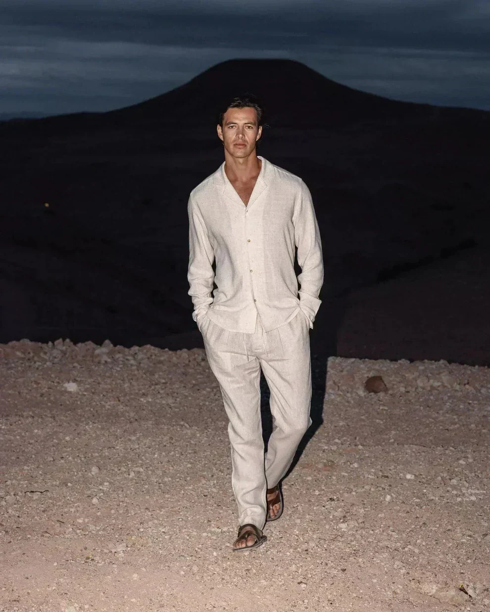 Larry® | Linen Set - Image 11