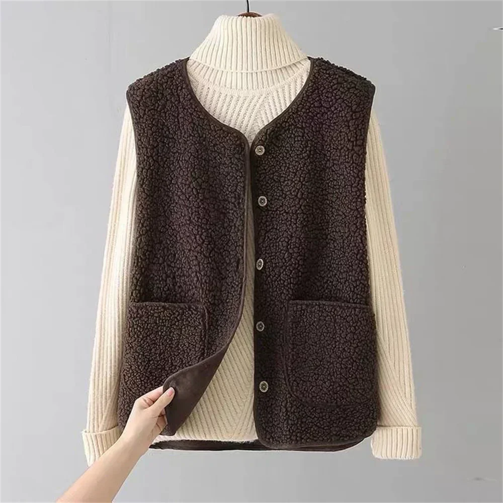 Leo® | Comfortable and warm elegant vest - Image 2