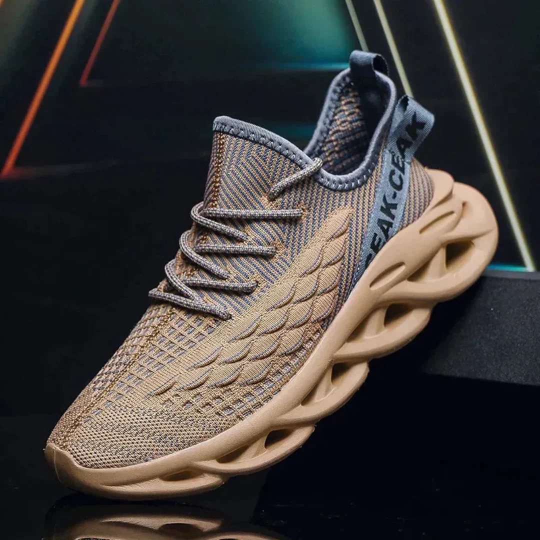 León | Sculpt Knit Sneakers - Image 2