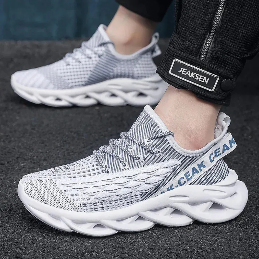 León | Sculpt Knit Sneakers - Image 7