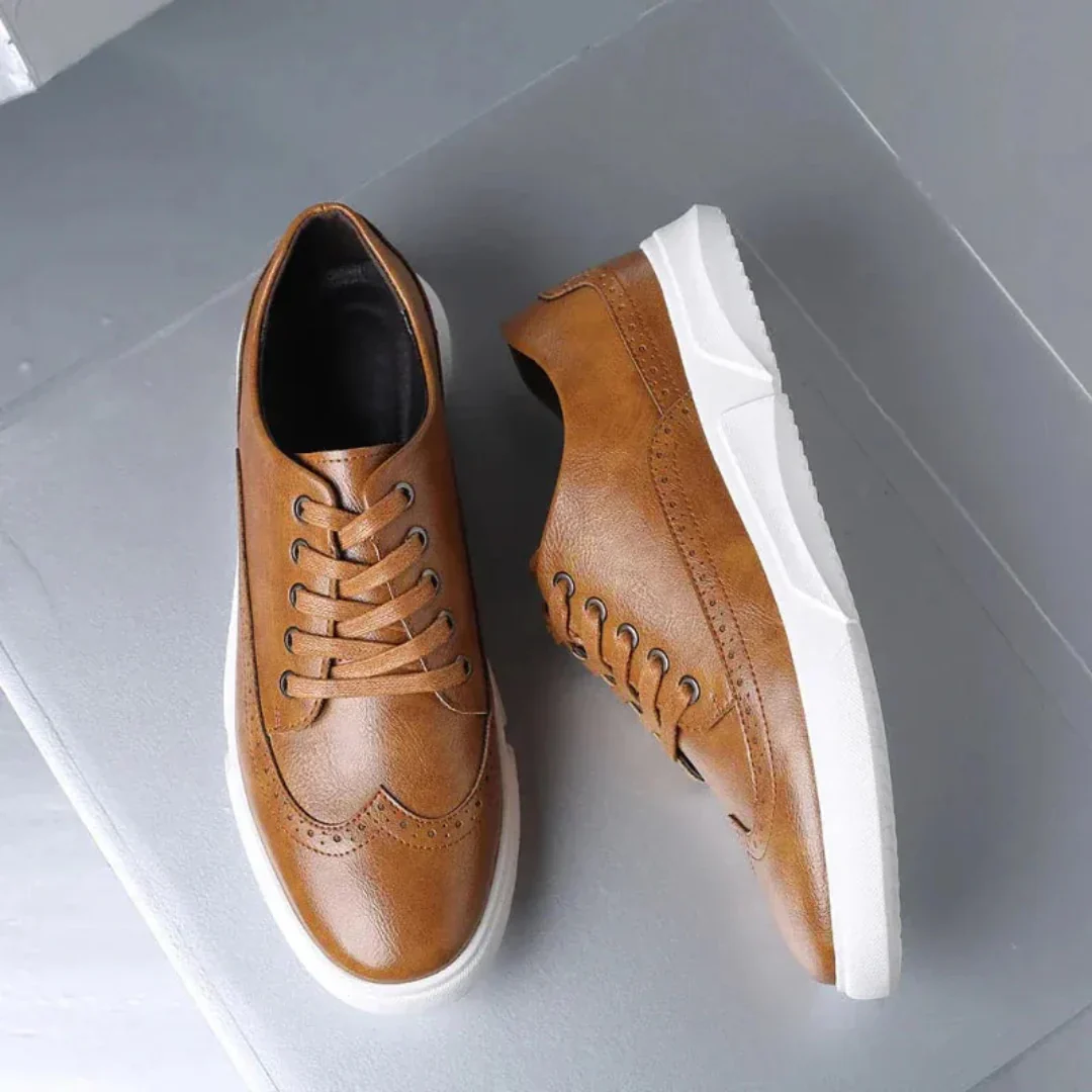 Leopoldo | Paul Brogue Sneakers - Image 3