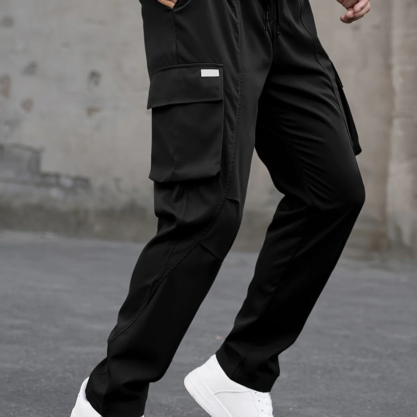 Levi® | Modern Cargo Pants With Pockets - Image 14