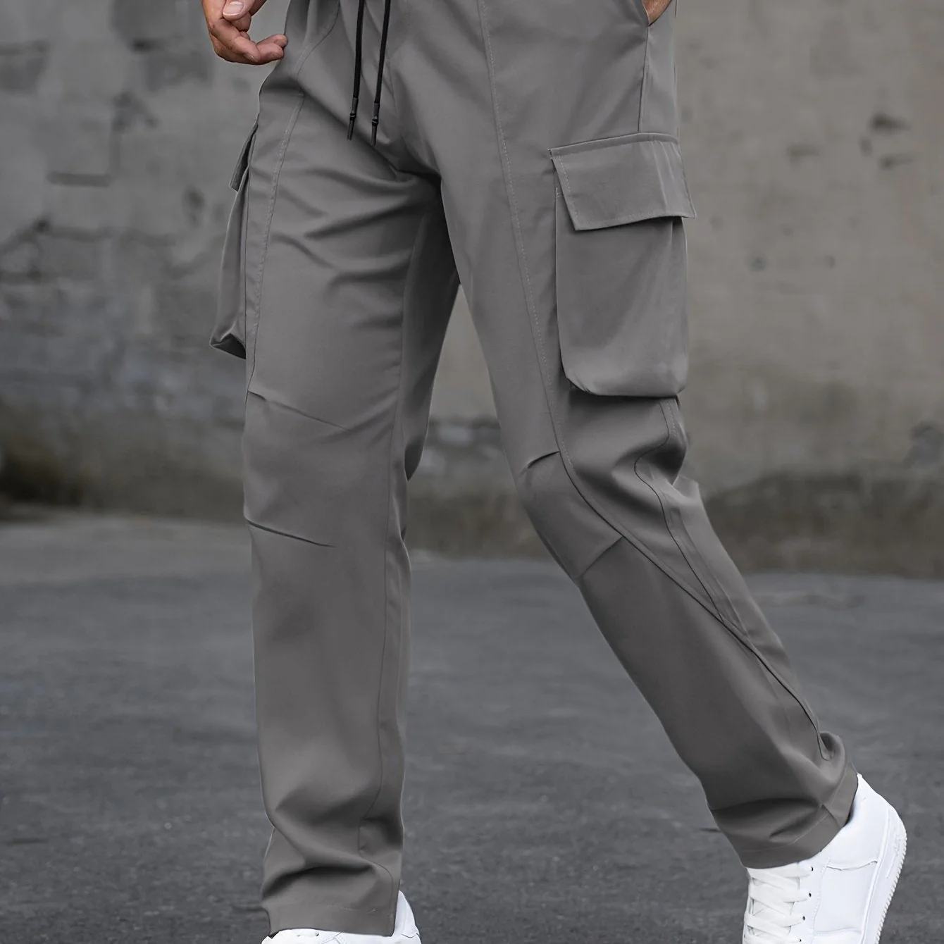 Levi® | Modern Cargo Pants With Pockets - Image 16