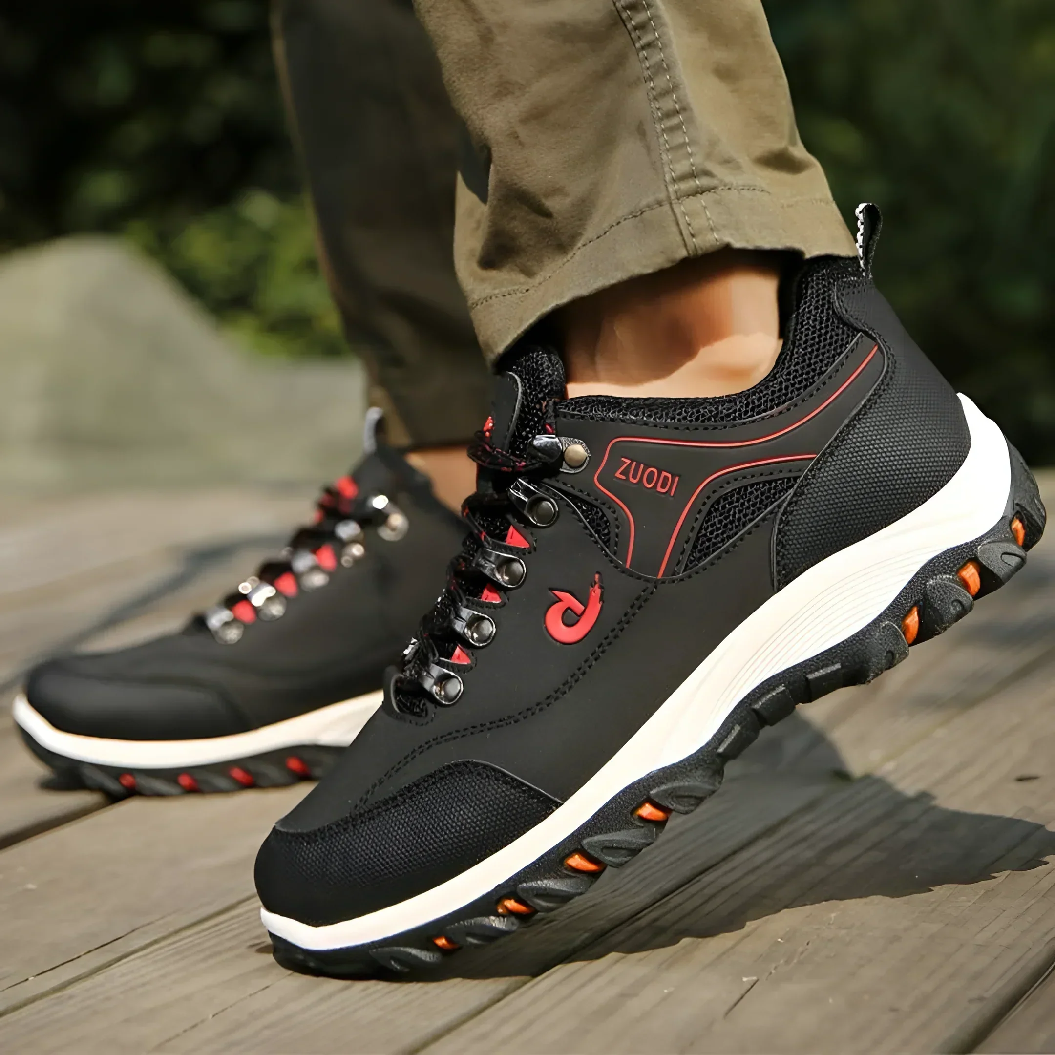 Lionel® | Men's sneakers for hiking - Image 4