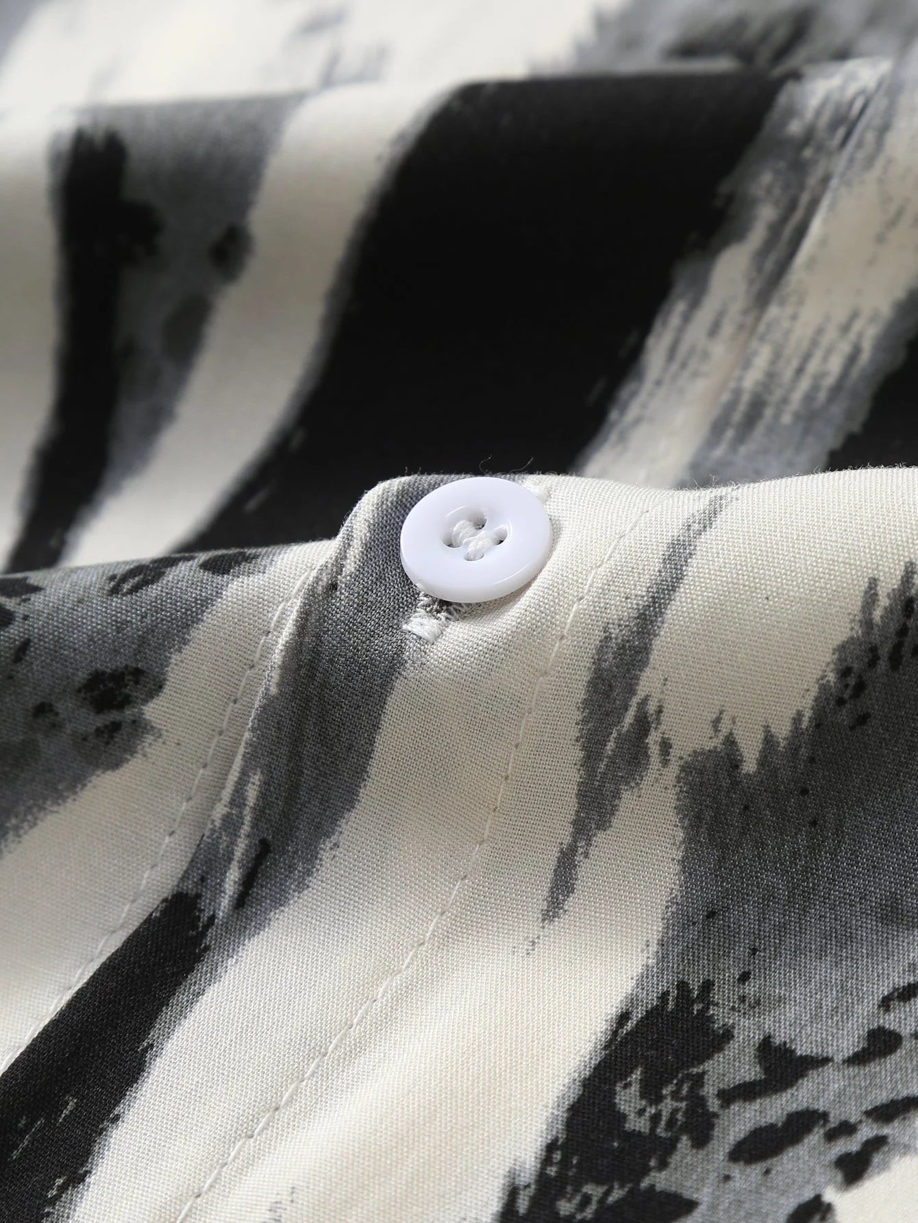 Luciano® | Brushstroke Print Button Up Shirt - Image 4