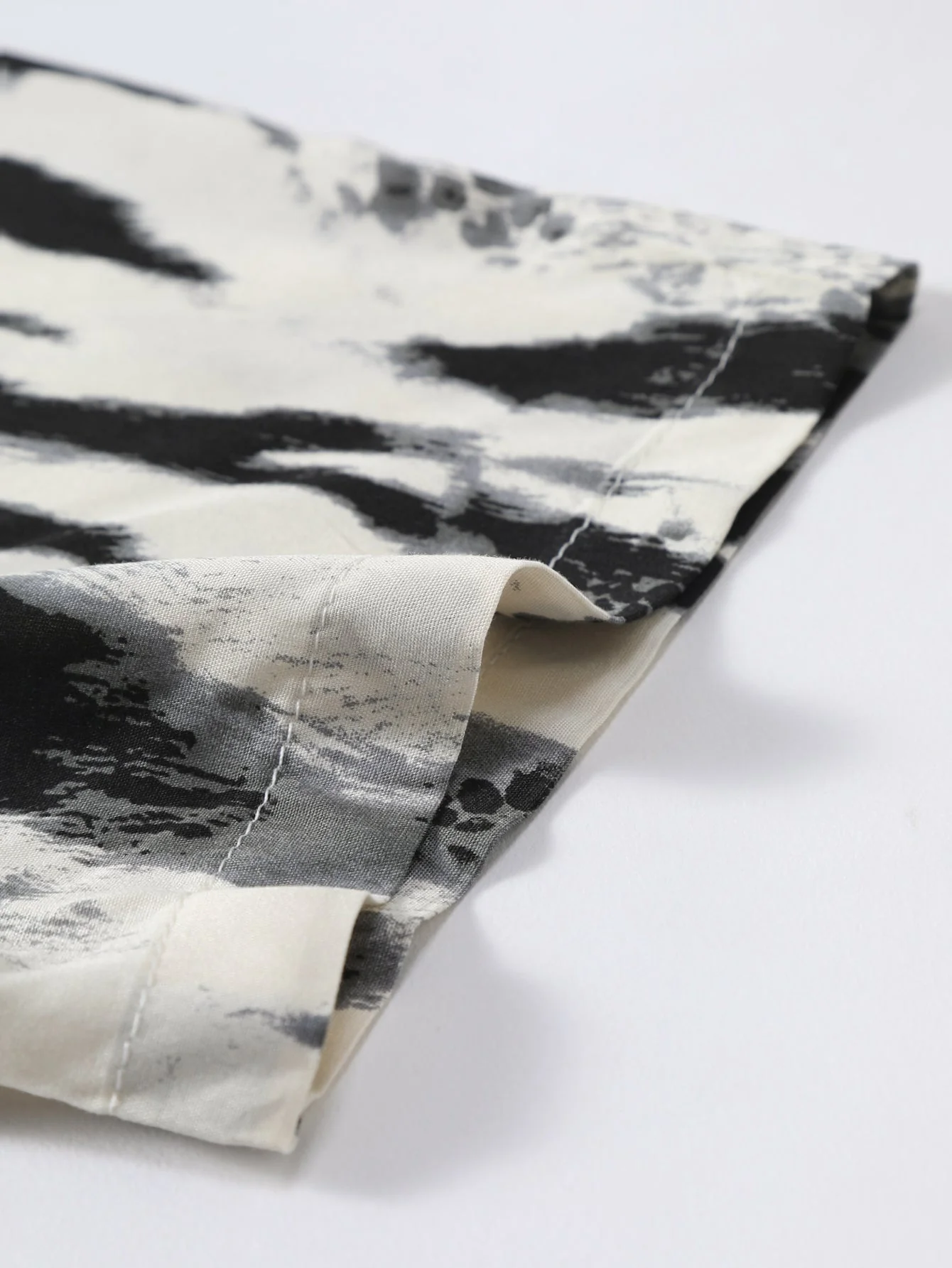 Manuel® | Brushstroke Print Button Up Shirt - Image 5