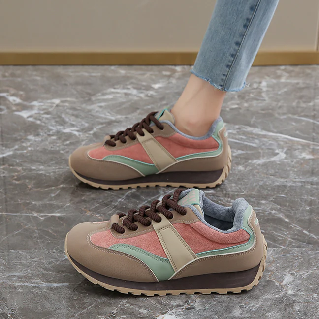 Martín® | Retro Sneakers - Image 3
