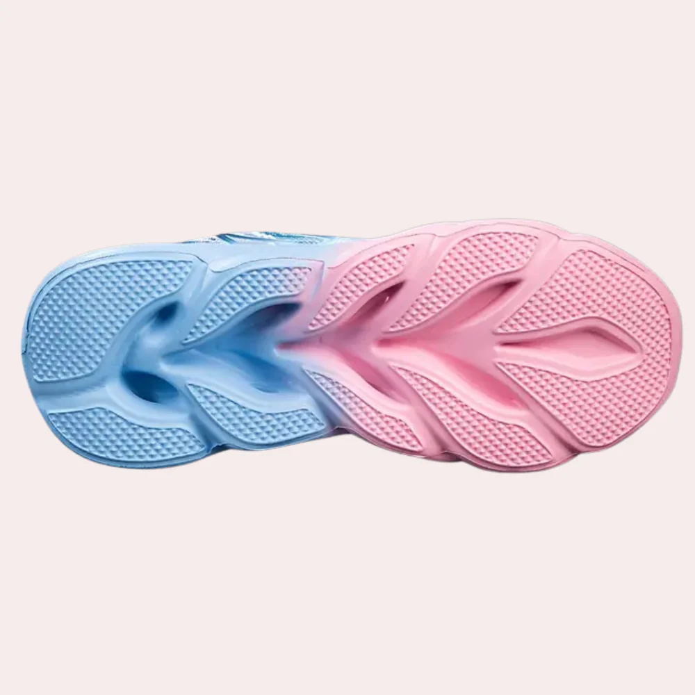 Max® | Lightweight Shoes and Classic Styles for Men - Image 3