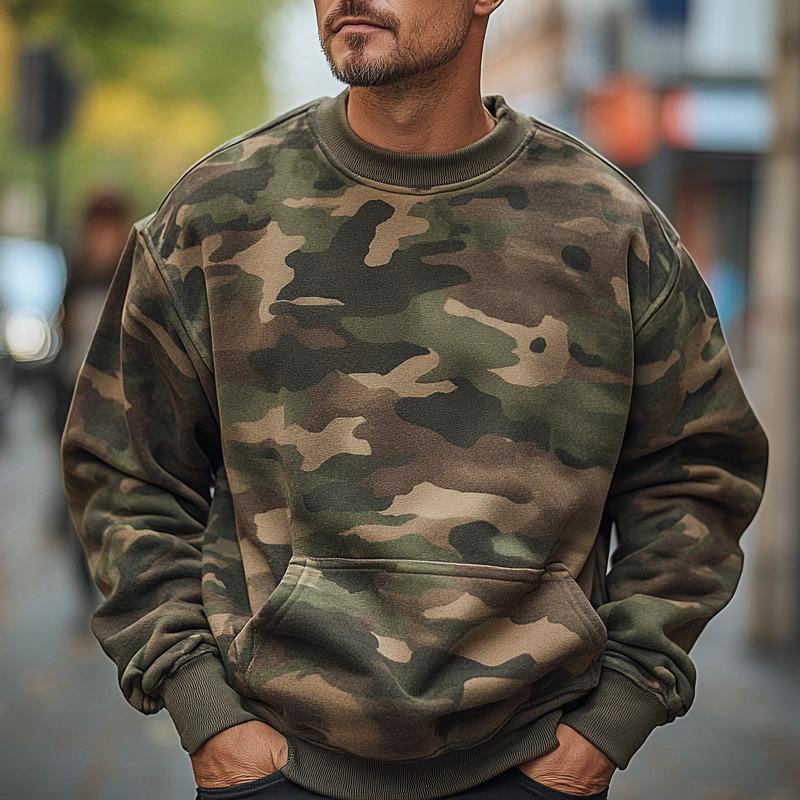Men's Camoflage Print Crew Neck Sweatshirt - Image 2