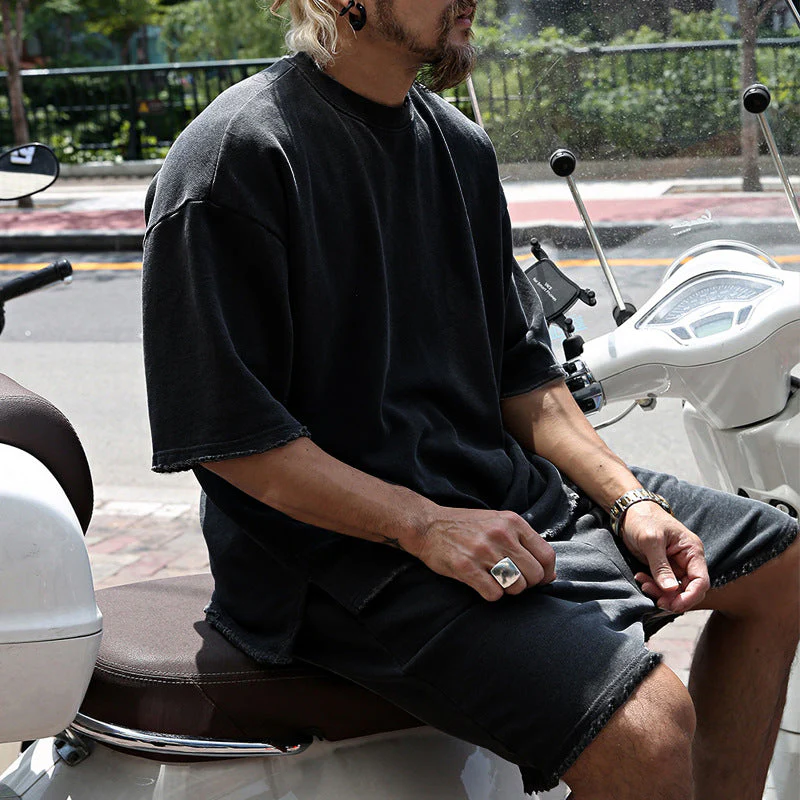 Men's Fashion Loose Short Sleeve T-shirt and Shorts Set - Image 9