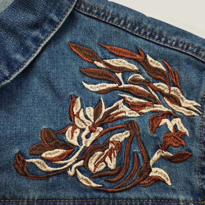 Men's Western Cowboy Style Embroidered Lapel Chest Pocket Long Sleeve DeniShirt - Image 3