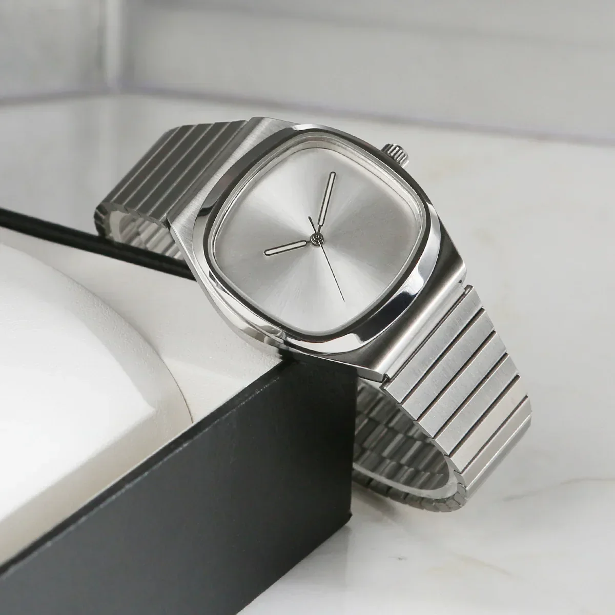 Nicasio | Timeless Steel Watch - Image 2