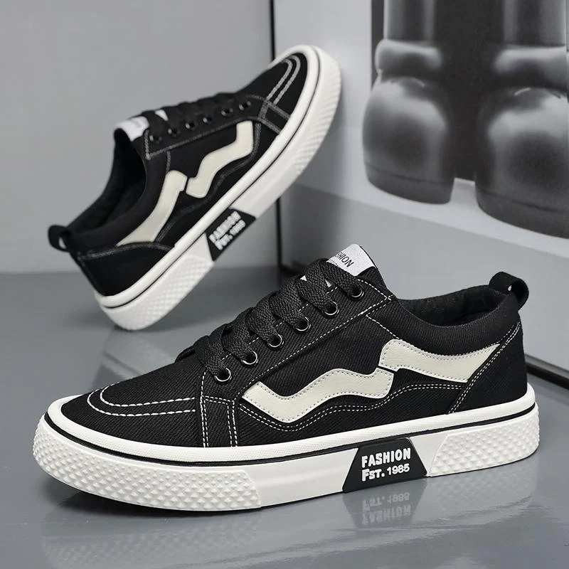 Oliver | Treadz Canvas Sneakers - Image 5