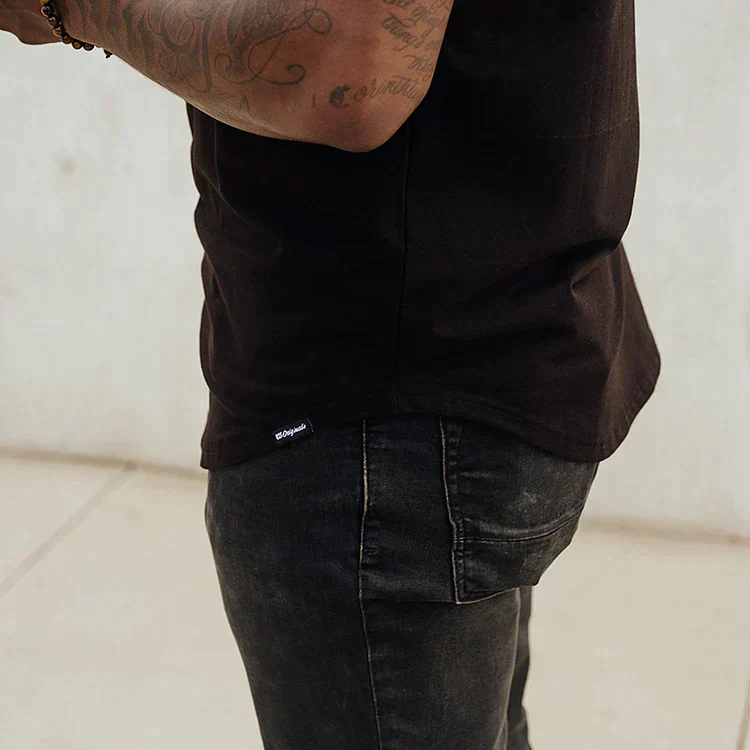 Raúl® | Tight-Fitting T-Shirt With An Athletic Cut - Image 4