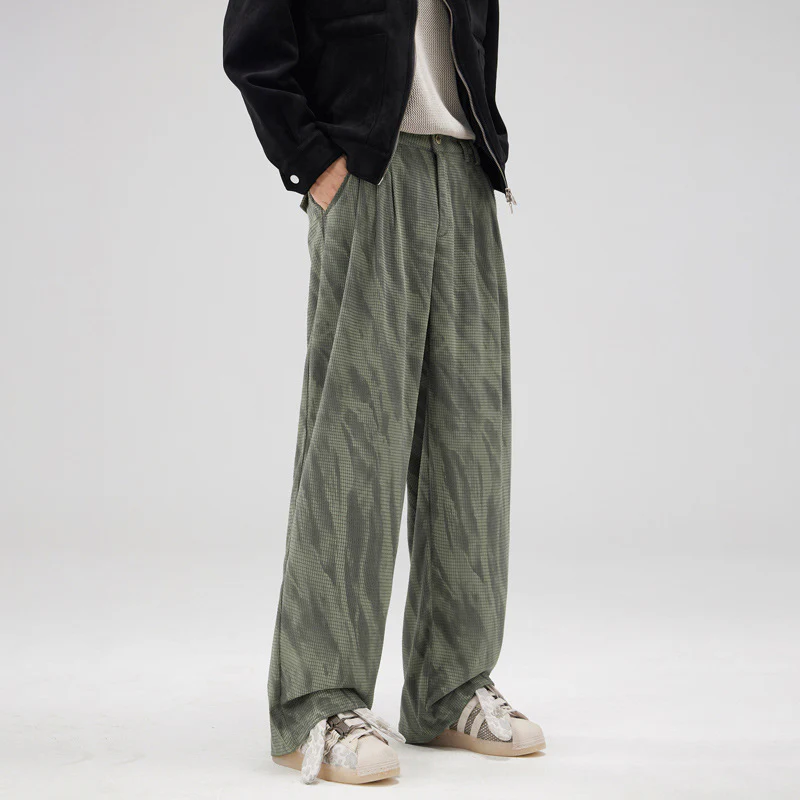 Roberto® | Pleated Trousers - Image 2