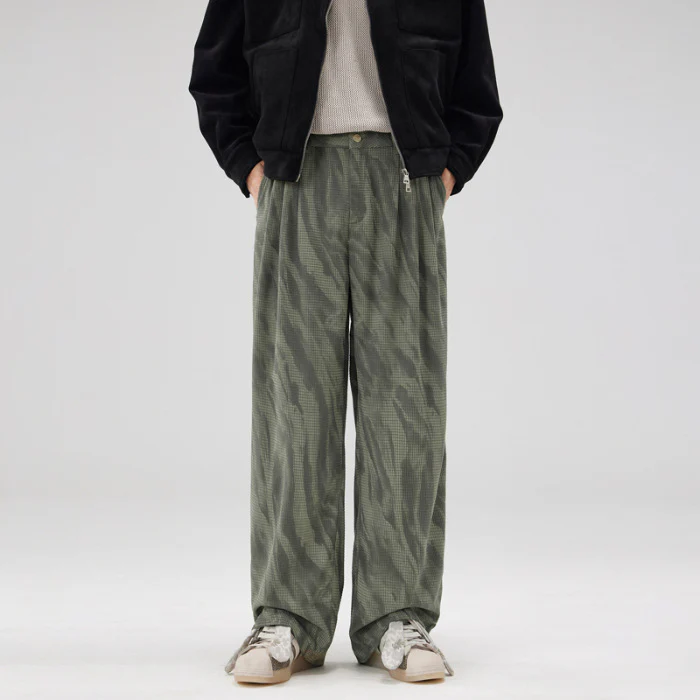 Roberto® | Pleated Trousers - Image 4