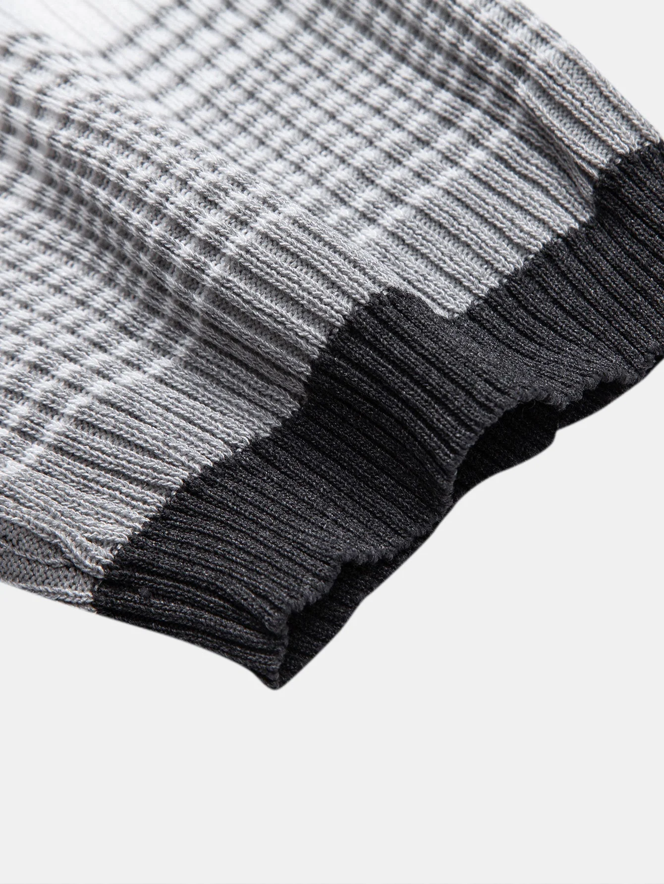 Samuel | Striped Gradient Knitted Polo Shirt - Image 3