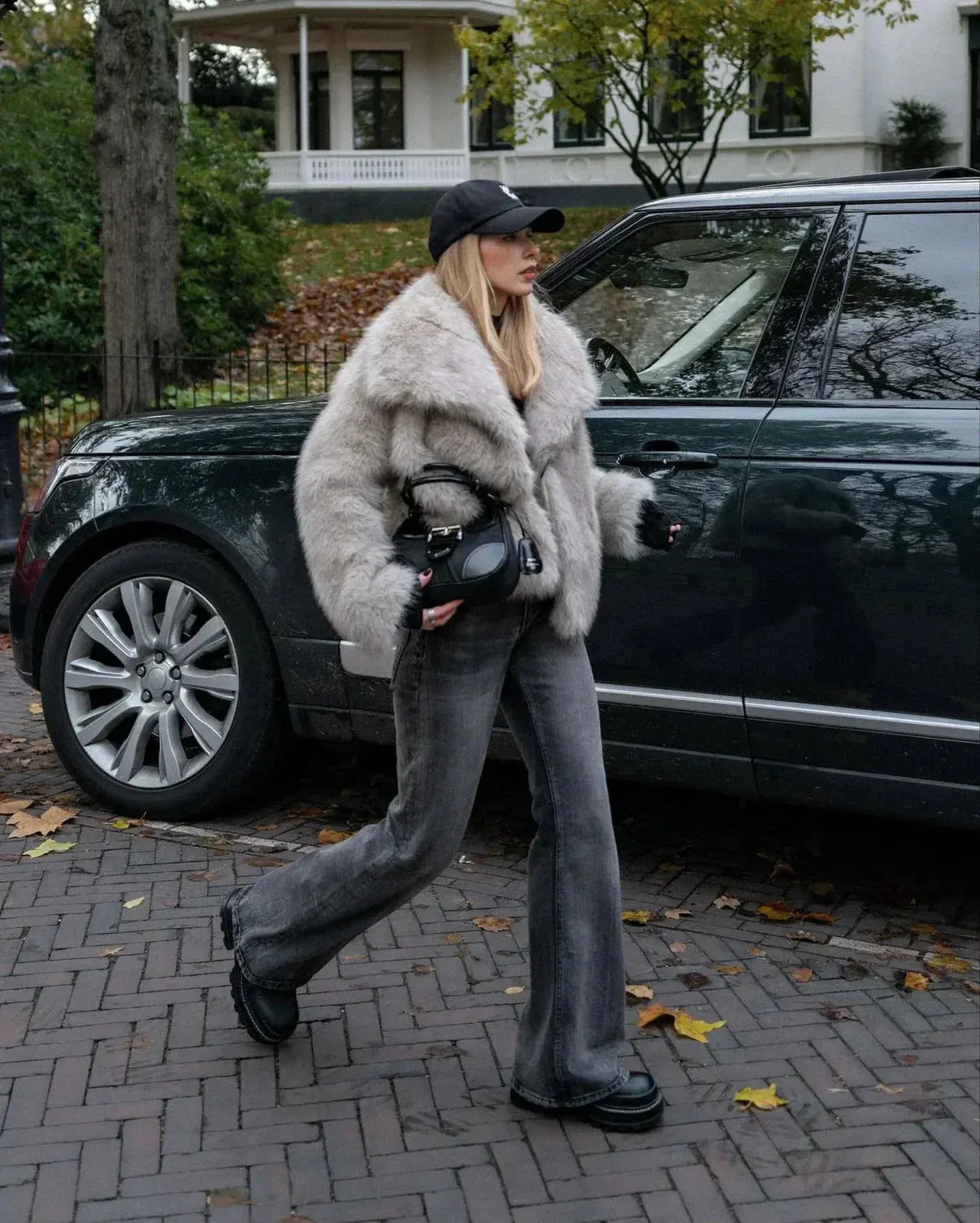 Saul | Classic fur coat - Image 13