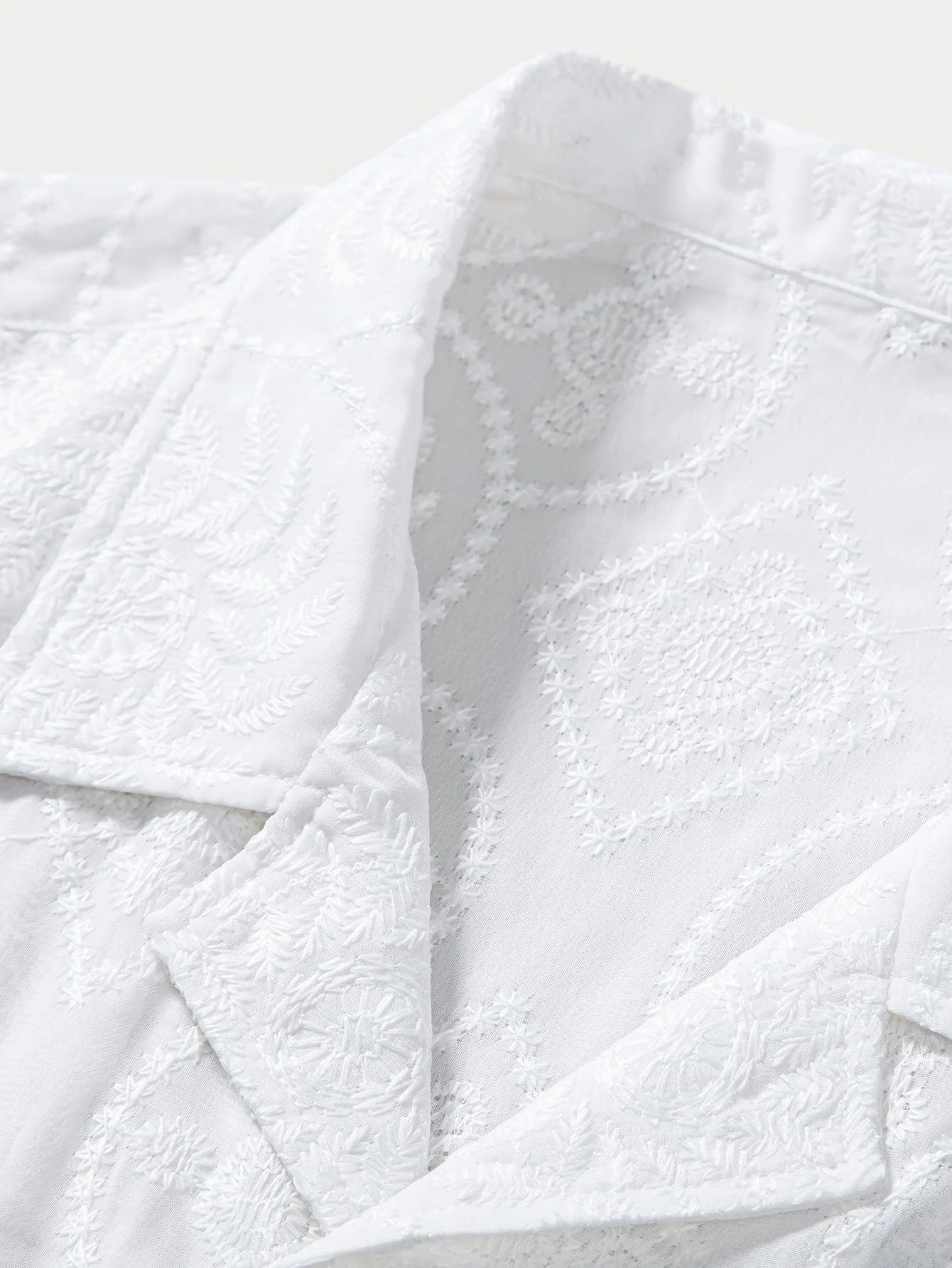 Sebastián® | Embroidered Floral Cuban Shirt - Image 3