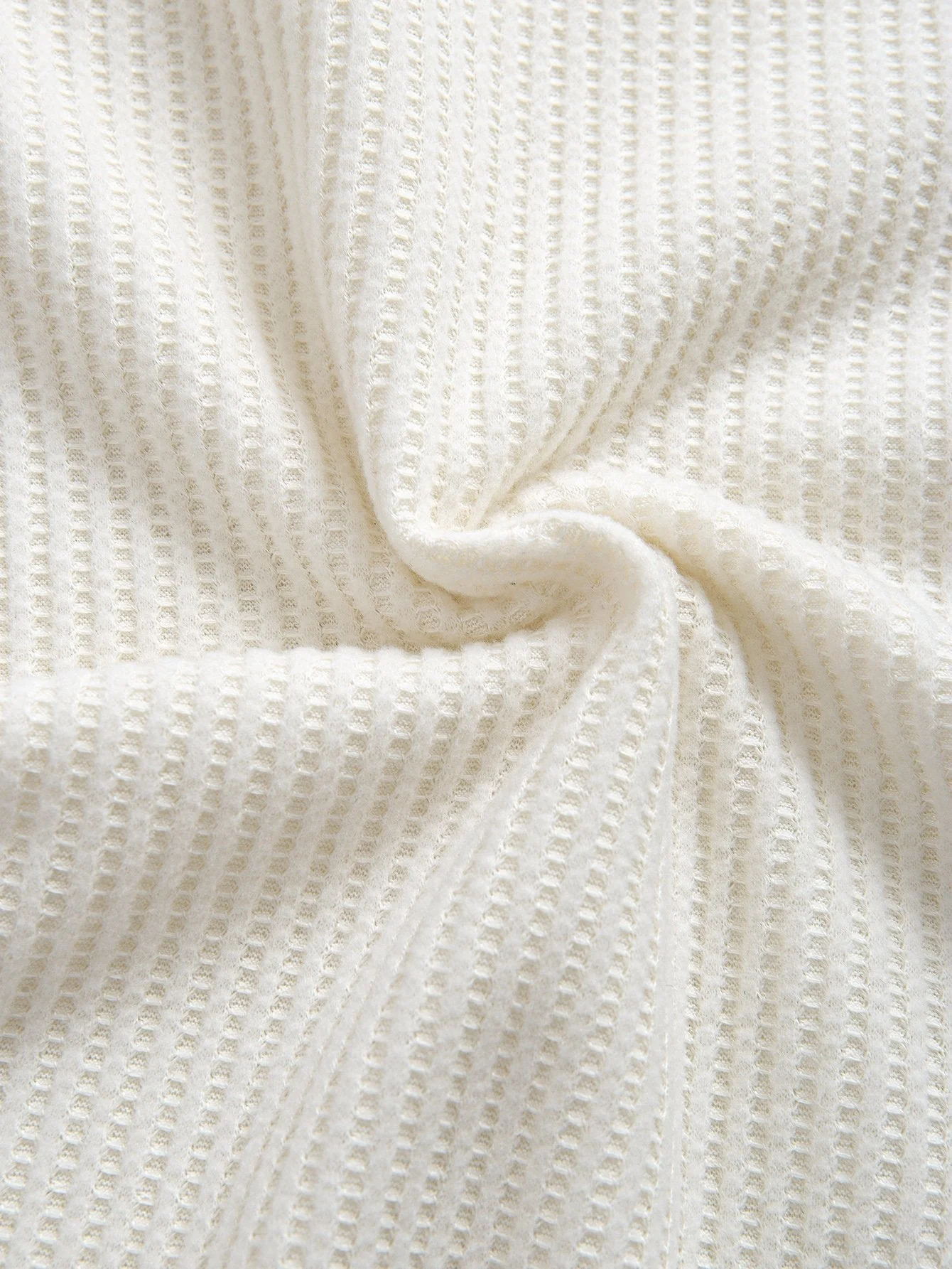 Serafín® | Knitted Waffle Arc Hem Hooded T-Shirt - Image 15