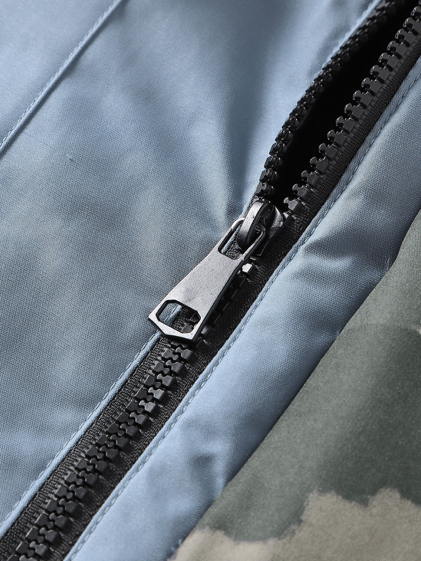Storm | Camouflage Lined Pockets Hooded Puffer Coat - Image 9