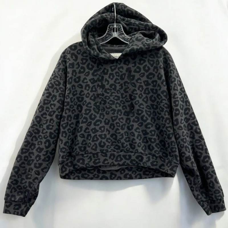 Tanit | Men's leopard print hoodie - stylish and casual for streetwear - Image 5