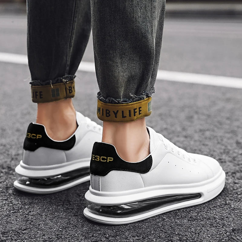 Tiago | Stylish street sneaker with comfortable sole - Image 6