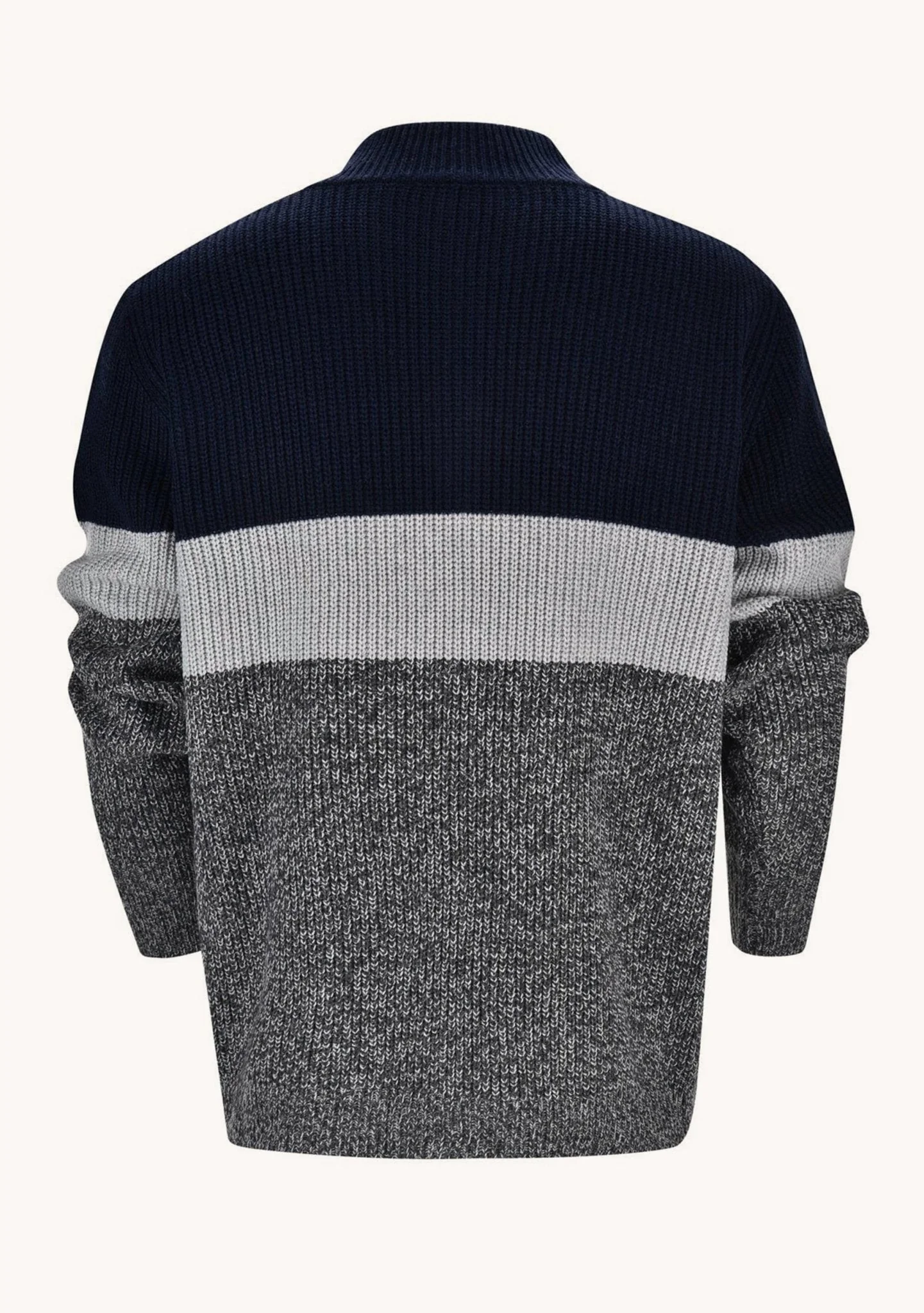Umar | Modern colorblock sweater with round neck in fine knit - Image 4