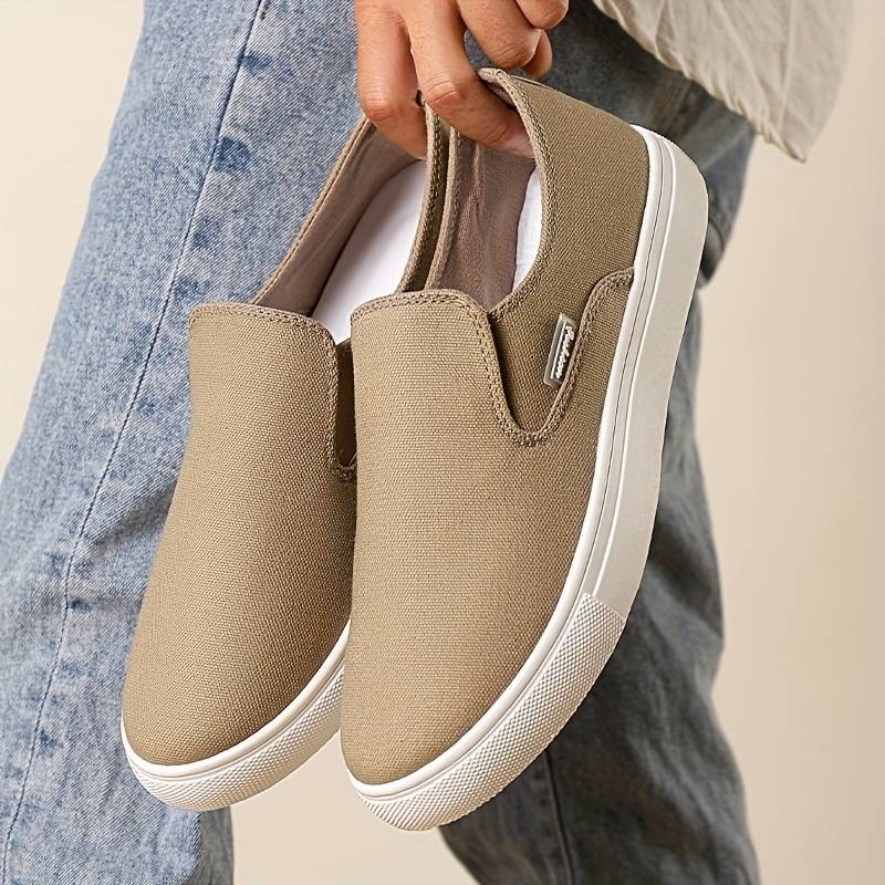 Virgilio | Valerio Stylish Canvas Sneakers - Image 2