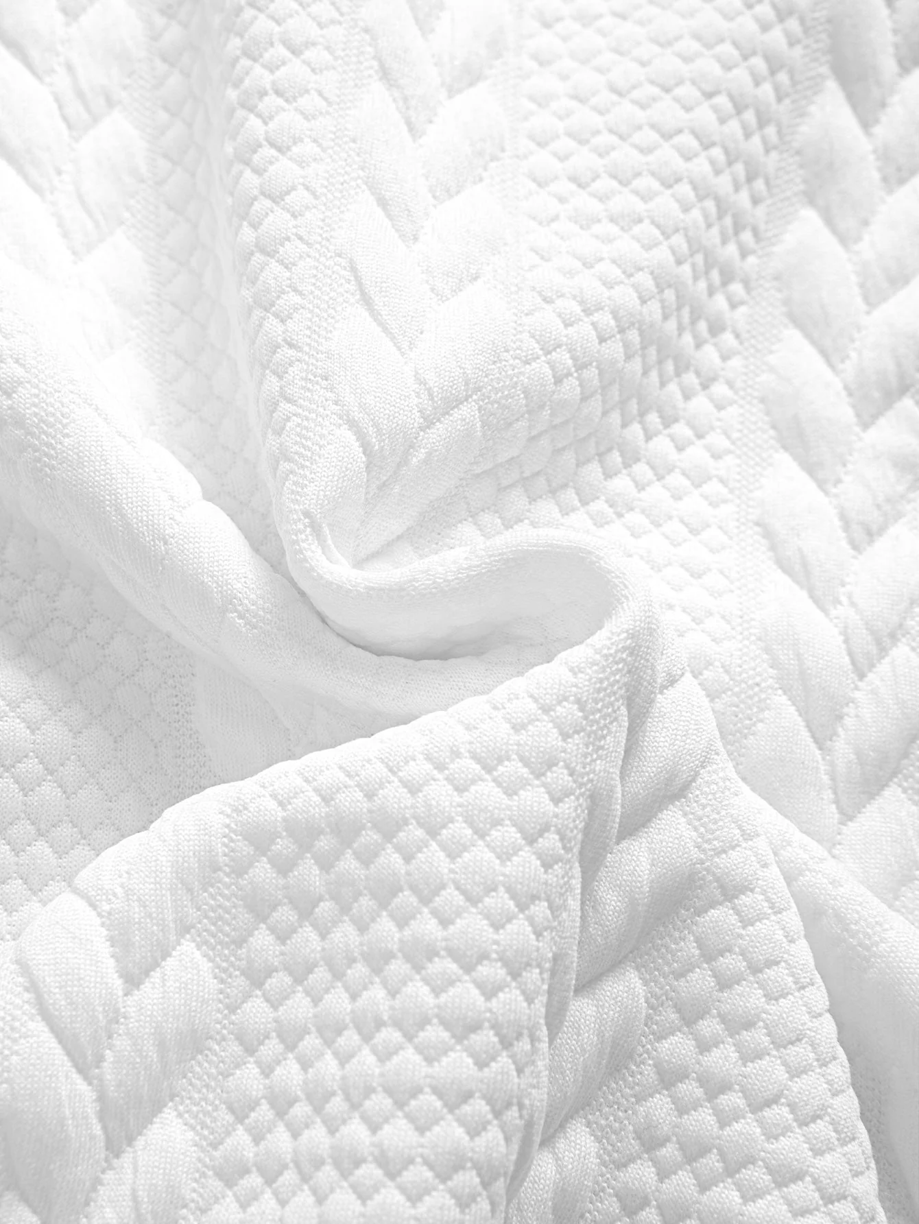 Wyatt® | Twist Jacquard Arc Hem T-Shirt - Image 7
